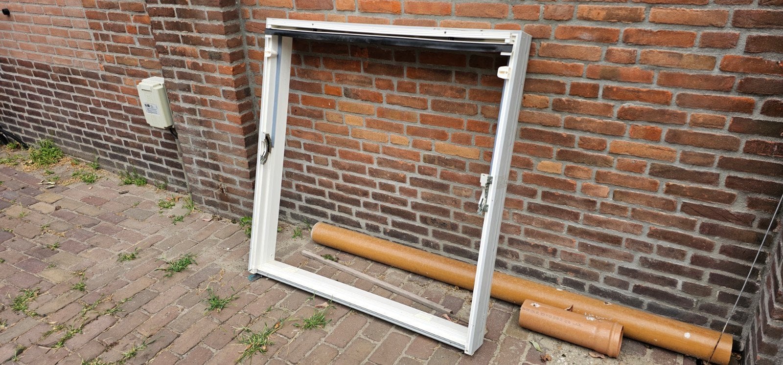 Gratis dakraam, zo goed als nieuw (zonder gootstukken), Ophalen, 120 tot 160 cm, Zo goed als nieuw, Dubbelglas