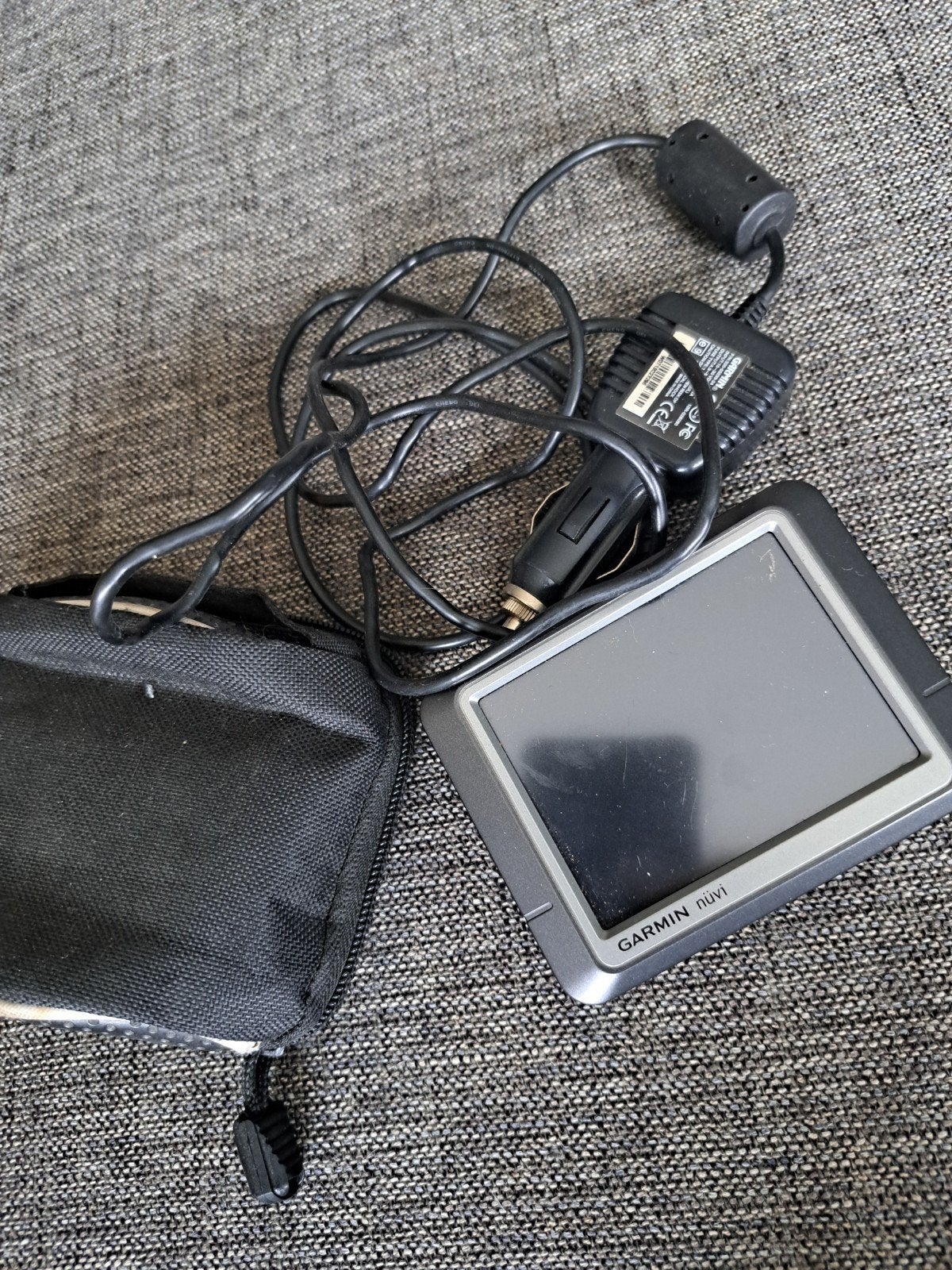 Garmin nüvi GPS navigatiesysteem met accessoires, Ophalen of Verzenden, Gebruikt