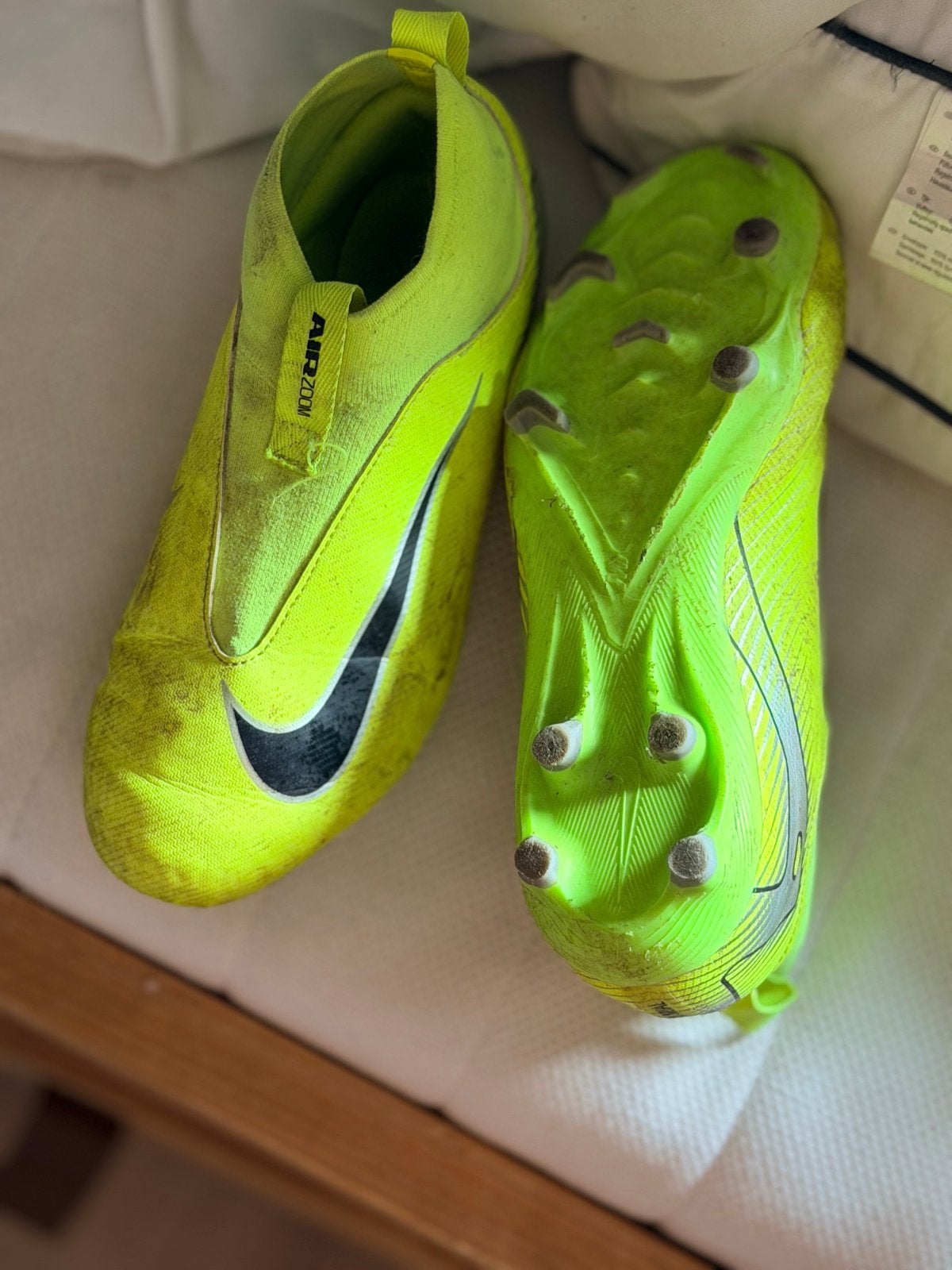 Nike Voetbalschoenen Maat 36 - Goede Staat, Sport en Fitness, Voetbal, Ophalen, Gebruikt, Schoenen