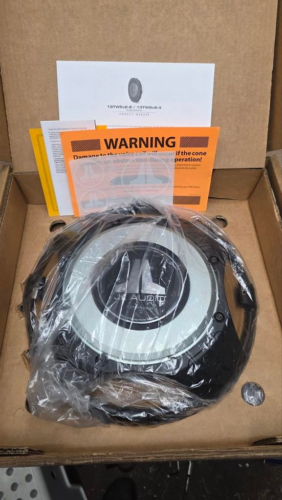 JL Audio 13TW5v2-2 Subwoofer - Nieuw in doos, Ophalen of Verzenden, Nieuw
