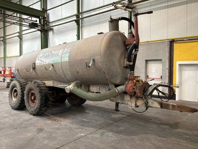 1996 Pichon JCI12 Mest- watergeeftank, Gewasbescherming en Bemesting