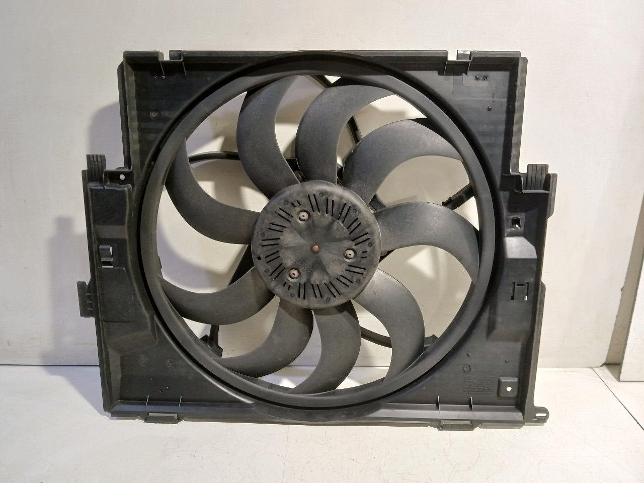 Koelventilator BMW 3 serie, Onderdelen@venauto.nl, Van der Ven Autorecycling B.V., Gebruikt, Ettenseweg 76, 4706 PB Roosendaal, The Netherlands