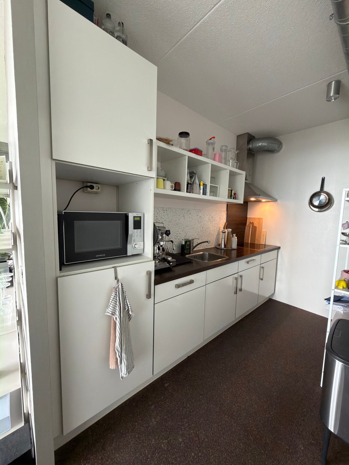 Compacte keuken met inbouwapparatuur (excl. vaatwasser), Witgoed en Apparatuur, Ophalen, Gebruikt, 60 cm of meer, Magnetron