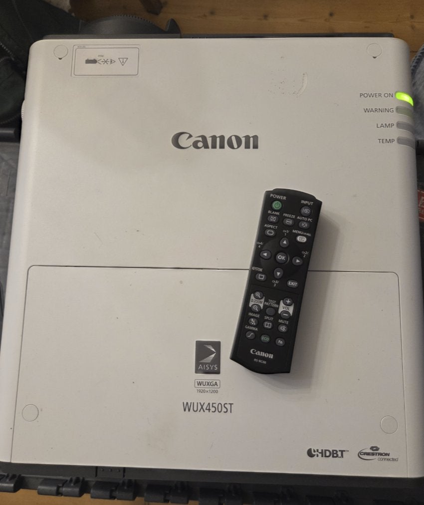 Short throw beamer Canon WUX450ST 4500 ANSI lumen, Gebruikt, LCOS, Canon, Ophalen of Verzenden