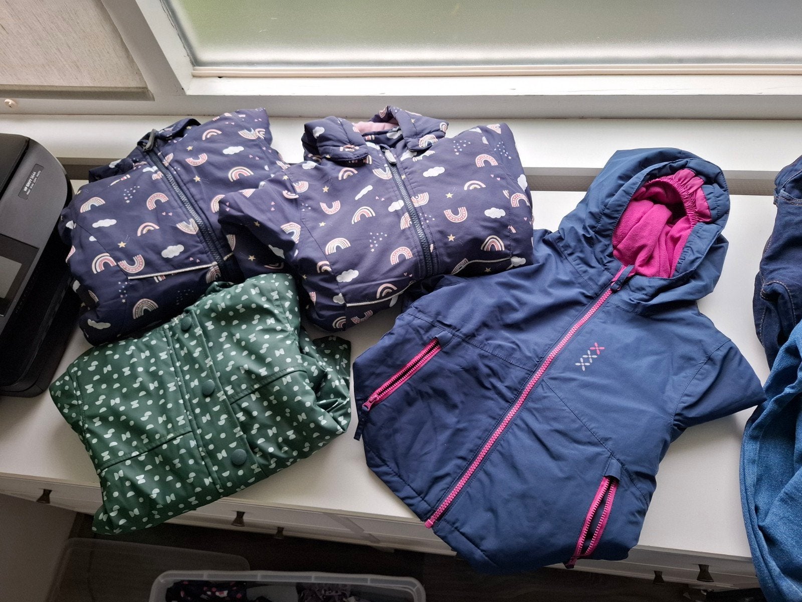 regen en winterjassen maat 110/116, Ophalen