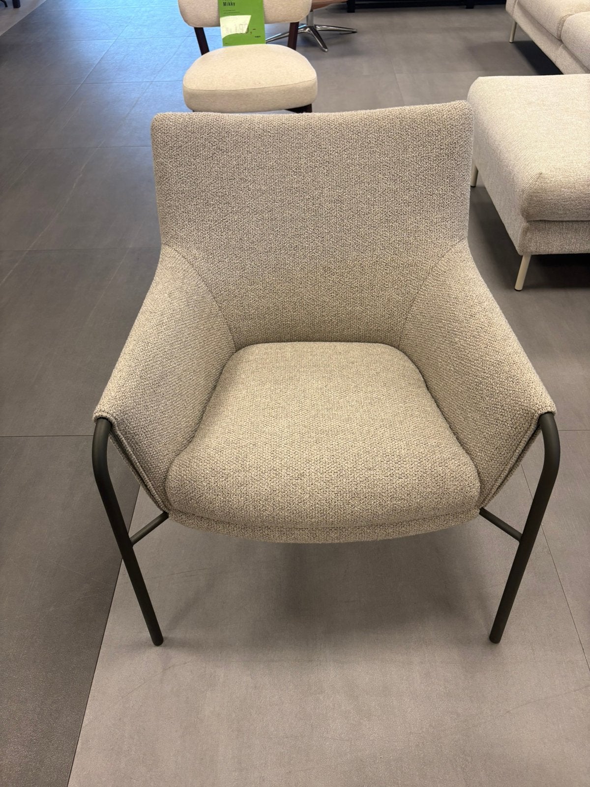 DesignOnstock fauteuil Nuria, Huis en Inrichting, Fauteuils, 50 tot 75 cm, 75 tot 100 cm, Ophalen