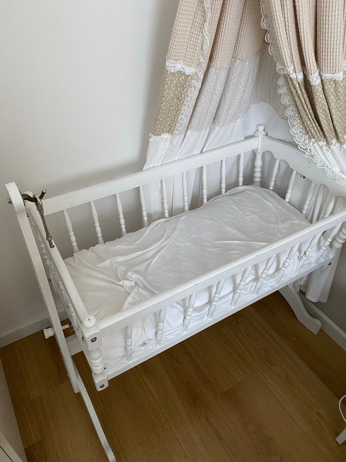 Babywieg met hemeltje, Ophalen, Zo goed als nieuw, Wieg