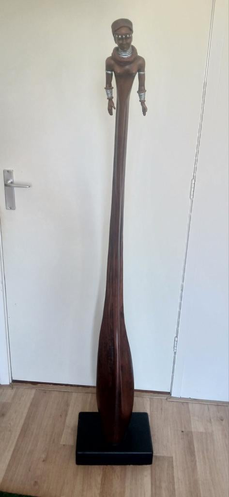Ndebele Vrouw Sculptuur - Audrey Rudnick - Hout, Ophalen of Verzenden, 1 meter - 2 meter, Beeld, Hout