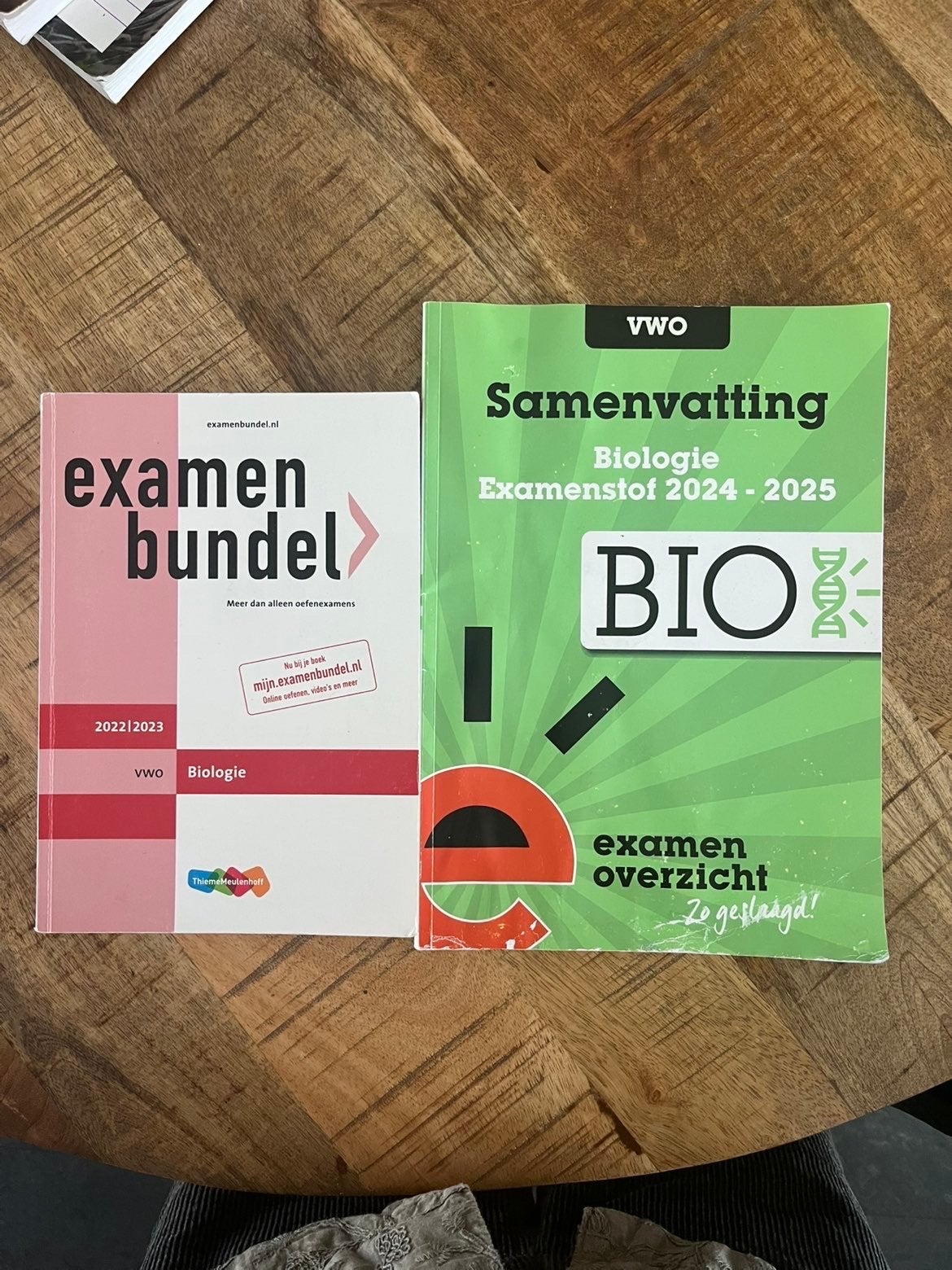 Examenbundel & Samenvatting Biologie VWO 2022-2025, Verzenden, Zo goed als nieuw, VWO, Biologie