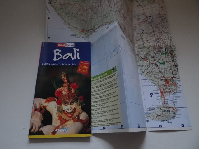 Bali ; anwb extra reisgids , met de landkaart, Boeken, Europa, Ophalen of Verzenden, Zo goed als nieuw, Reisgids of -boek