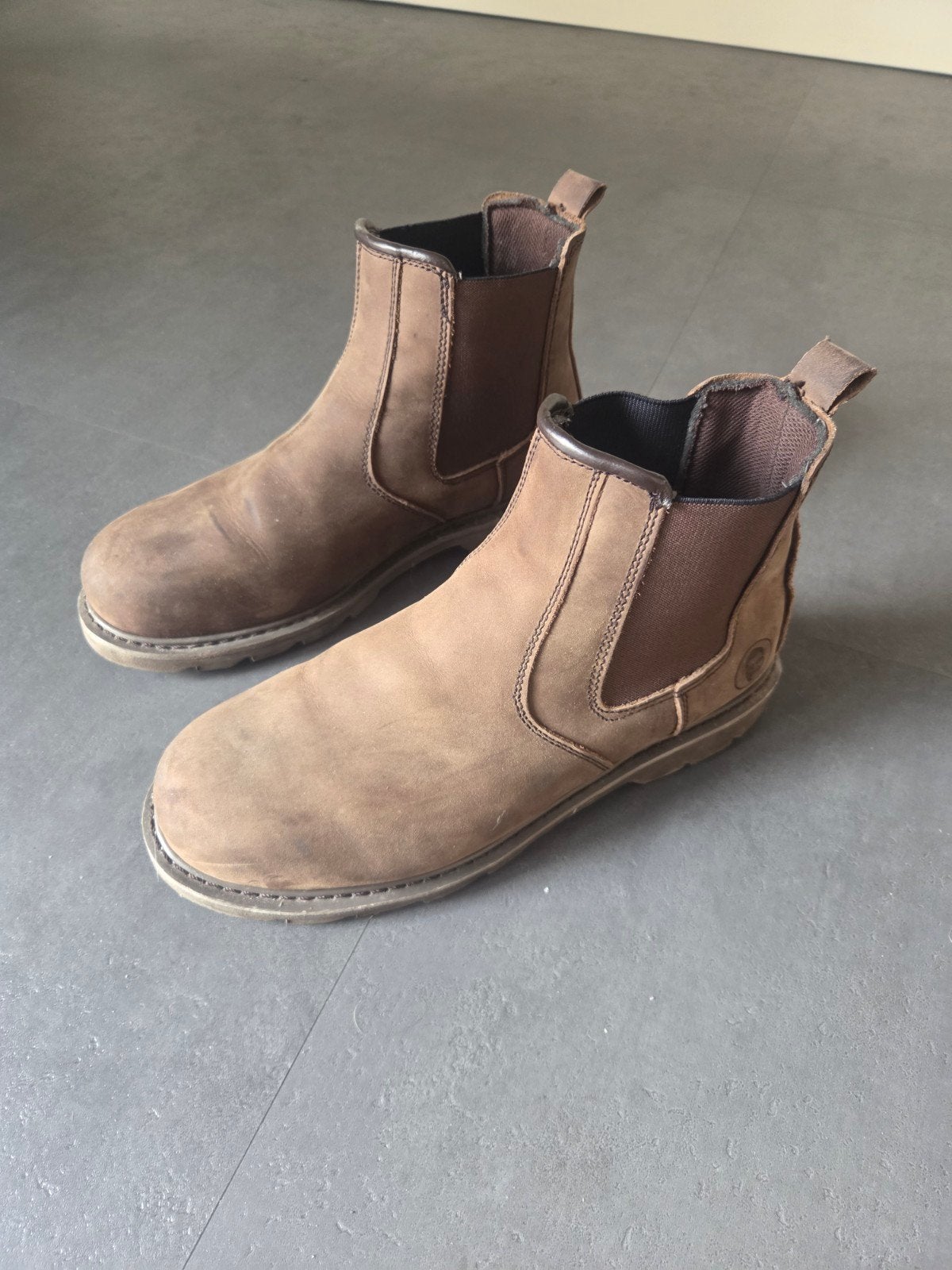 Nog zgan dr Worker werkschoenen., Ophalen, Zo goed als nieuw