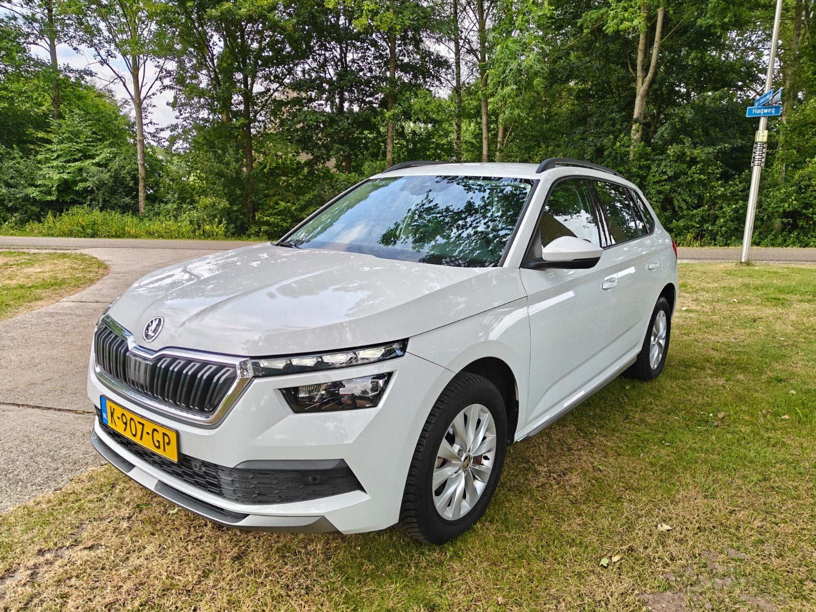 Škoda Kamiq 1.0 TSI 110pk Business | 22.200 km | 2020 | Wit, Auto's, Skoda, Voorwielaandrijving, Stof, Origineel Nederlands, 1200 kg