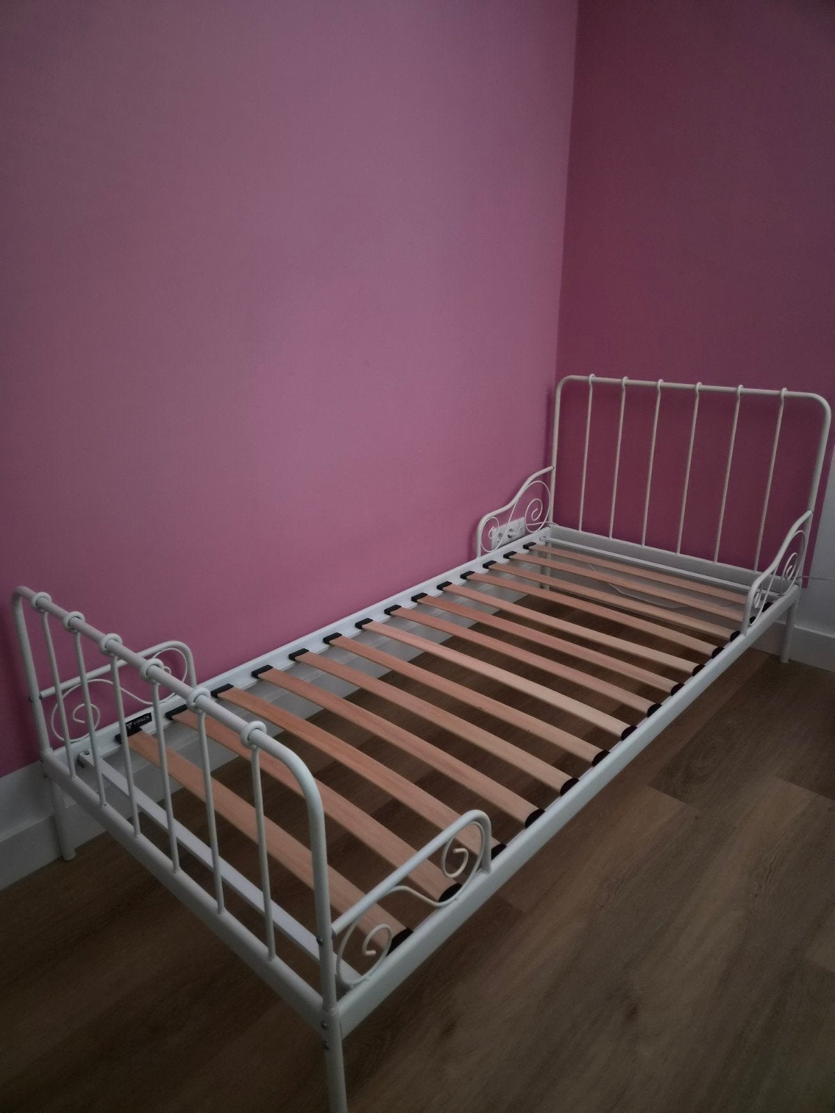 Eenpersoonsbed in goede staat, Huis en Inrichting, Ophalen, 90 cm, Eenpersoons, Wit
