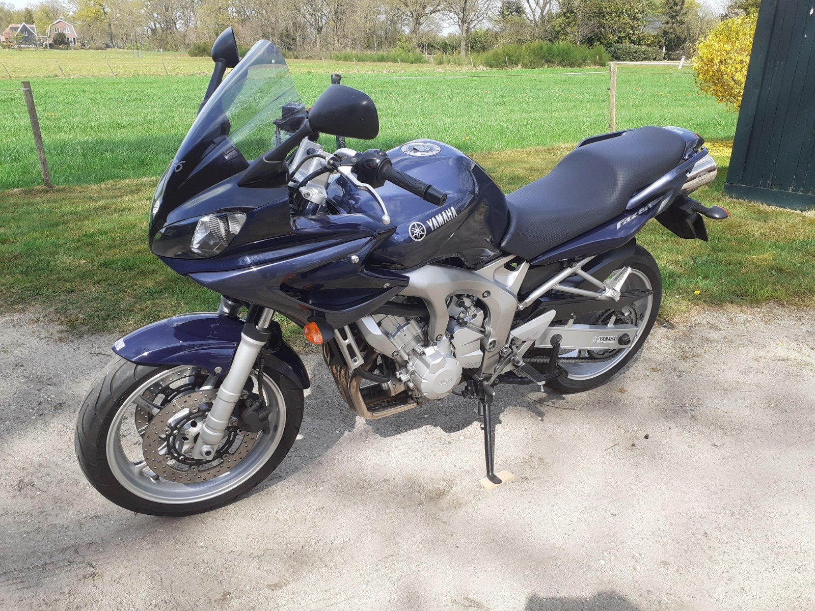 Yamaha FZ6 FAZER BJ 2005 / 26686 KM, Particulier, Toermotor