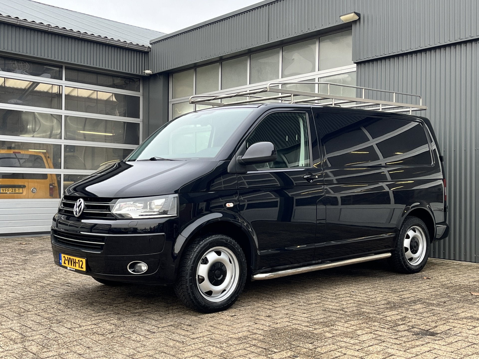 Volkswagen Transporter 2.0 TDI L1H1 BTW VRIJ! DSG Automaat A, Euro 5, Gebruikt, Zwart, 4 cilinders