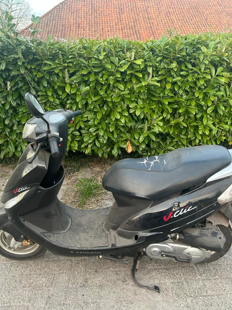 Peugeot V-Clic snorscooter, Fietsen en Brommers, Brommers | Peugeot, Ophalen, Gebruikt