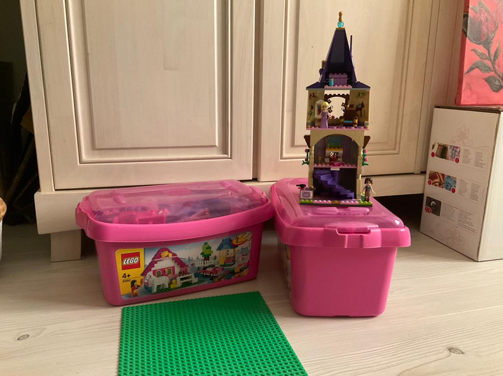 Volle bak LEGO (2x set 5560)+ extra’s + Rapunzel Toren 41054, Kinderen en Baby's, Speelgoed | Duplo en Lego, Gebruikt, Compleet
