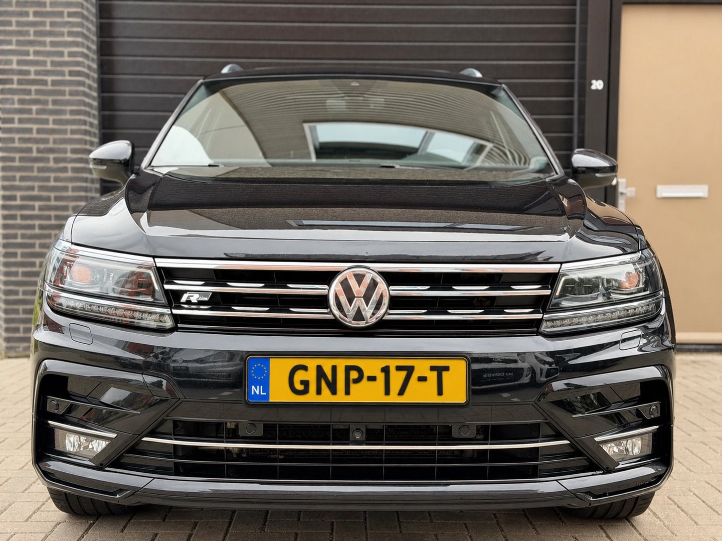 Volkswagen Tiguan 2.0 TDI 110KW DSG 2018 Zwart, 15 km/l, 4 cilinders, 2000 kg, 7 stoelen