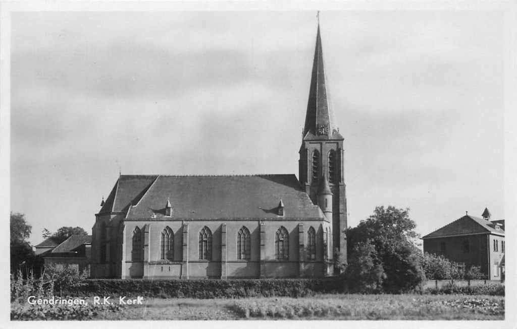 378-320-011 Gendringen RK Kerk, Verzenden, Voor 1920, Gelderland