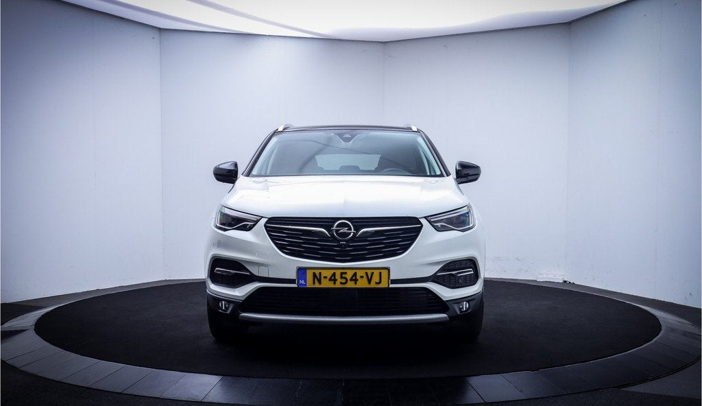 Opel Grandland X 1.6T 300Pk Hybrid4 Innovation FULL LED | AC, 77 km/l, 4 cilinders, Leder en Stof, Wit