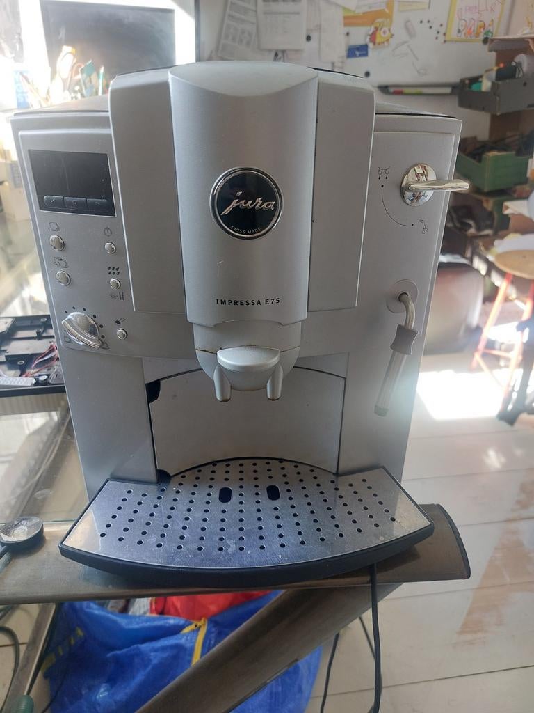 Jura Impressa E75 met thermoblock defect, Witgoed en Apparatuur, Koffiezetapparaten, Ophalen of Verzenden, Niet werkend, Koffiemachine