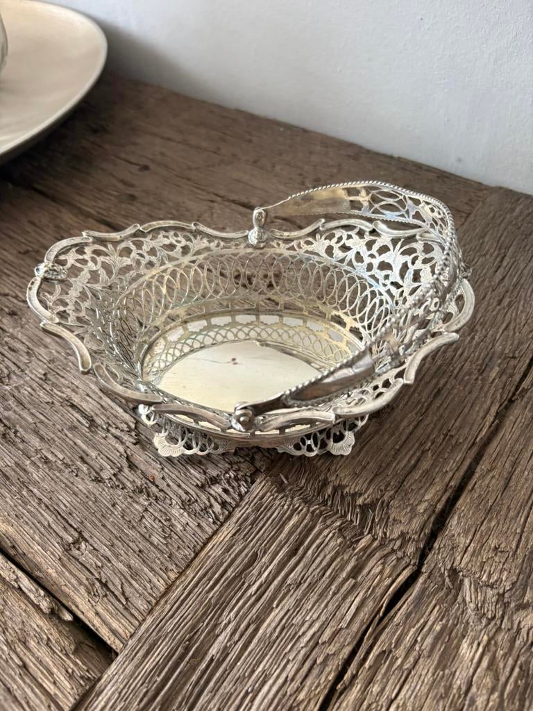 Zilver mandje, Antiek en Kunst, Ophalen of Verzenden, Zilver