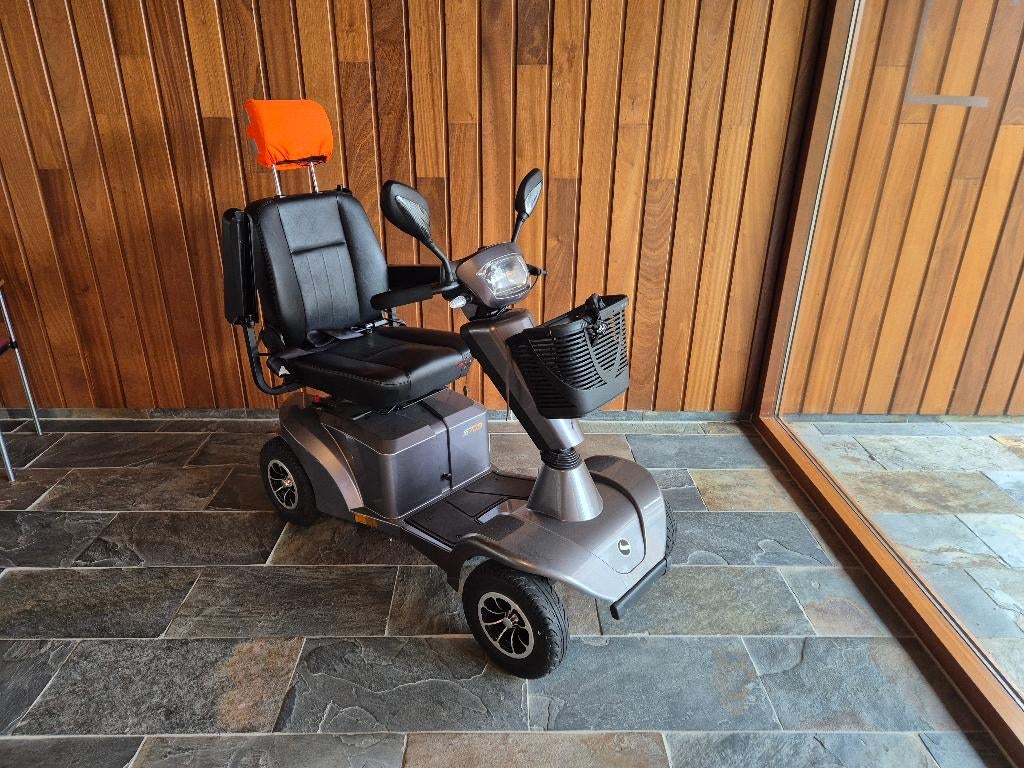 Scootmobiel, in zgst, met 4 wielen, Ophalen, Zo goed als nieuw, Sterling, 16 km/u of meer