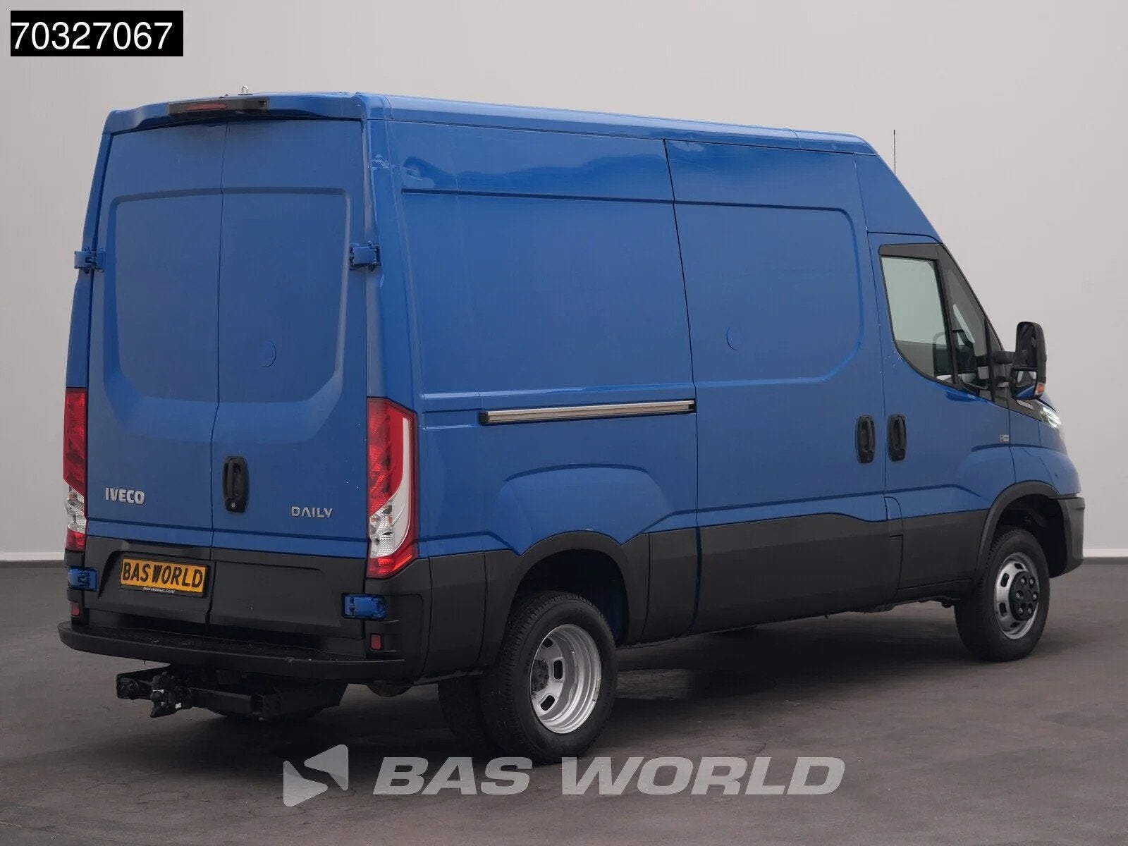 Iveco Daily 35C21 3.0L Automaat Dubbellucht 3,5t Trekhaak 21, Automaat, Stof, Gebruikt, Euro 6