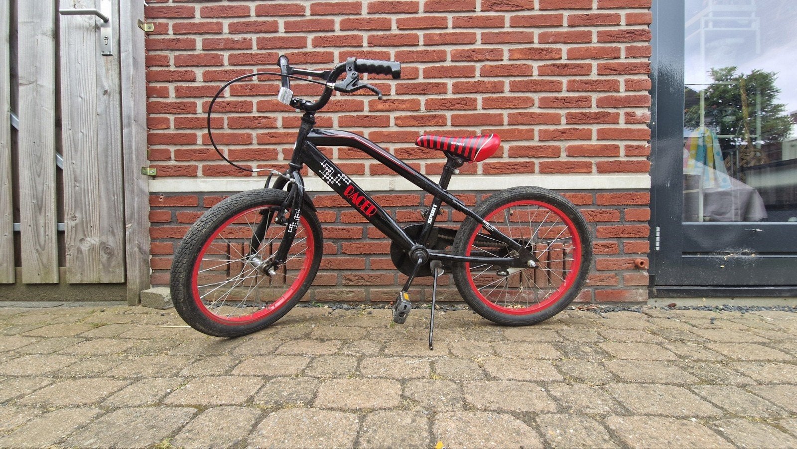 Crossfiets 18 inch zwart/rood, Fietsen en Brommers, Fietsen | Crossfietsen en BMX, Ophalen, Terugtraprem, 16 tot 20 inch, Staal
