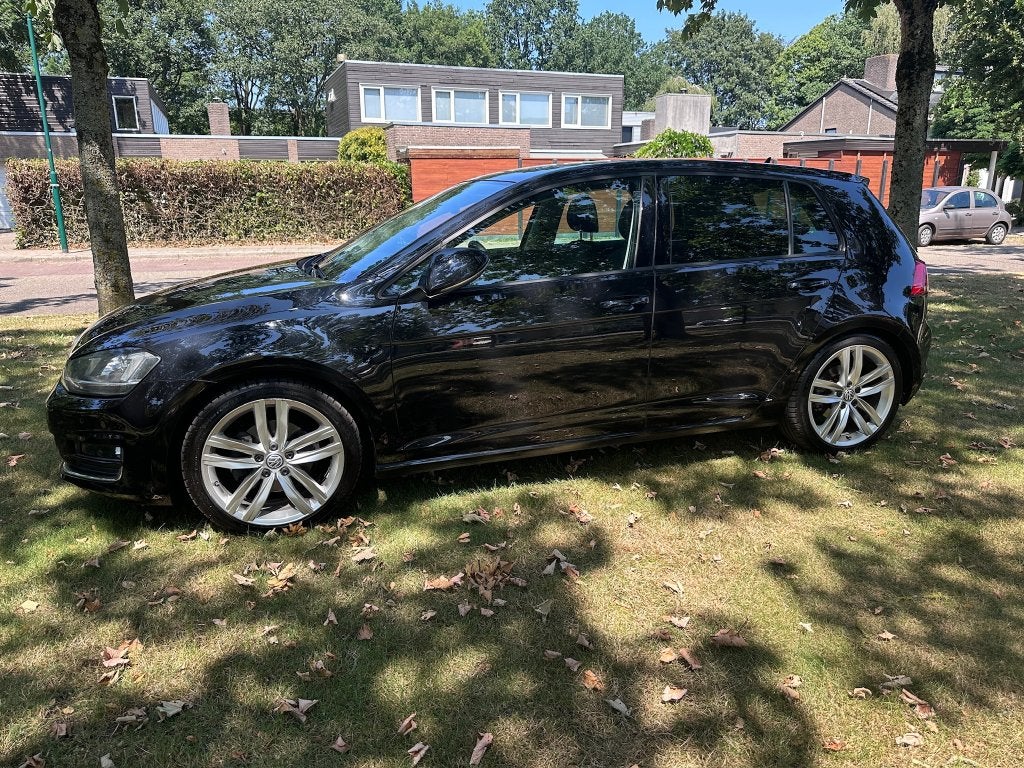 VW Golf 7  1.4 TSI ACT Highline Executive Sport, Zwart, 4 cilinders, Zwart, Origineel Nederlands