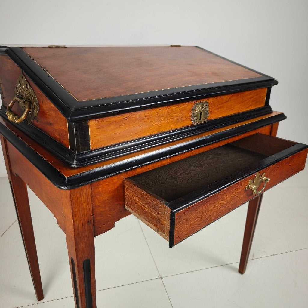 18e-eeuwse Indonesische schrijfdesk met Amboyna en ebbenhout, Ophalen of Verzenden