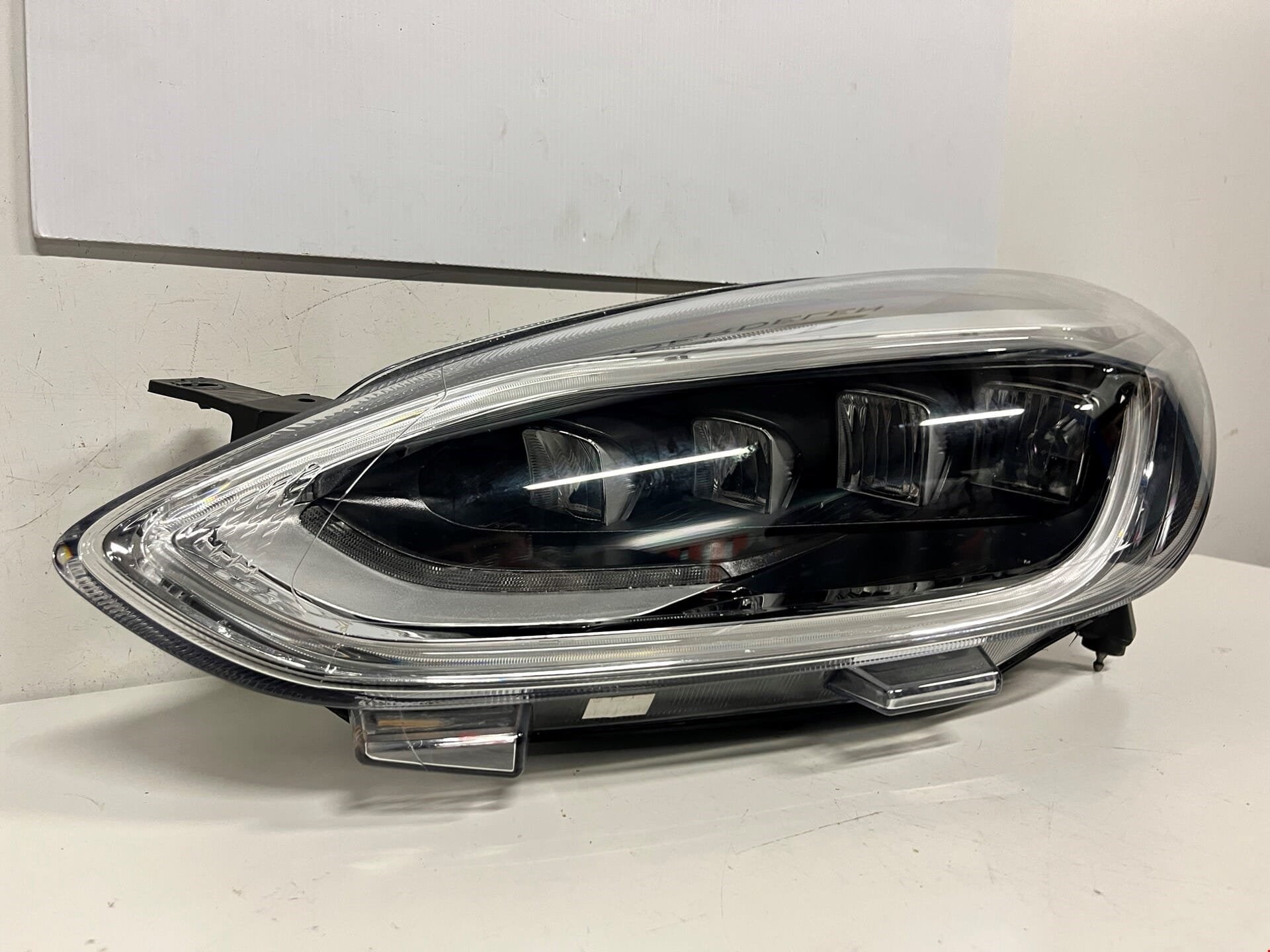 FORD FIESTA MK8 VOL LED KOPLAMP LINKS H1BB-13E015-AF, Gebruikt, Info@ford.com, Ophalen of Verzenden, Ford