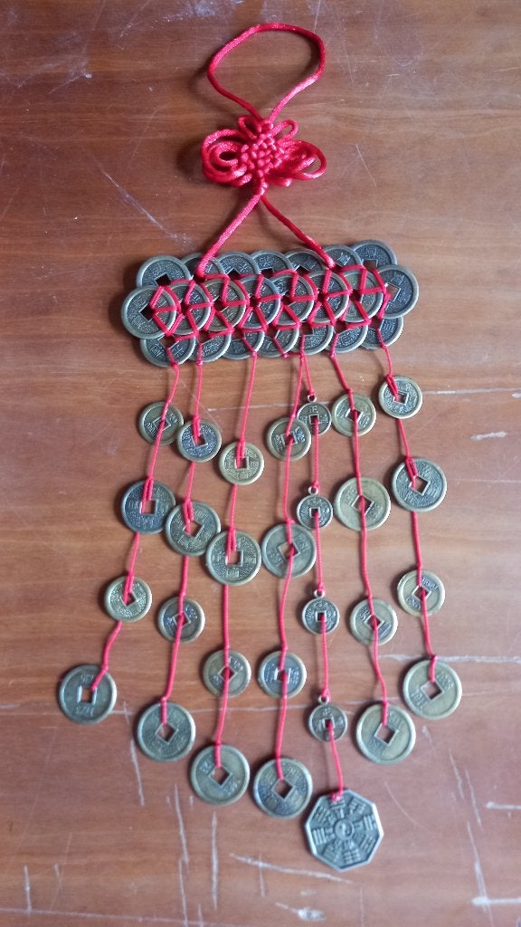 Mooie oude Chinese hanger gemerkte munten van koper 41 cm., Antiek en Kunst, Wanddecoratie, Handgemaakt, Ophalen of Verzenden