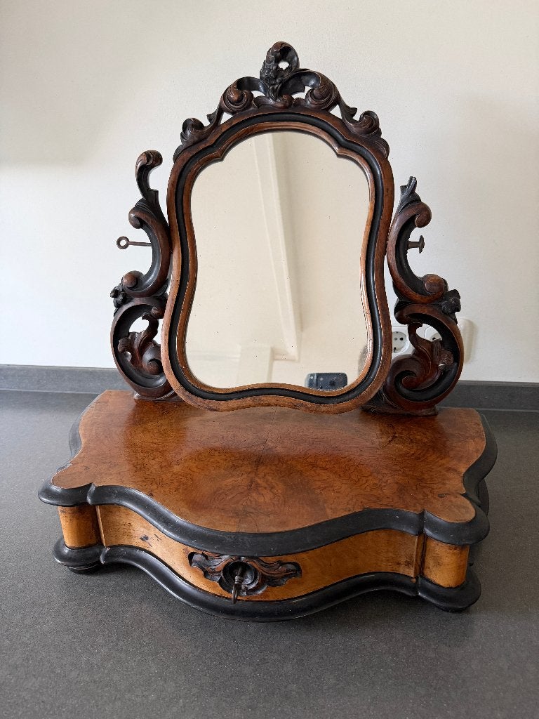 Antieke kapspiegel / tafel spiegel notenhout, Ophalen