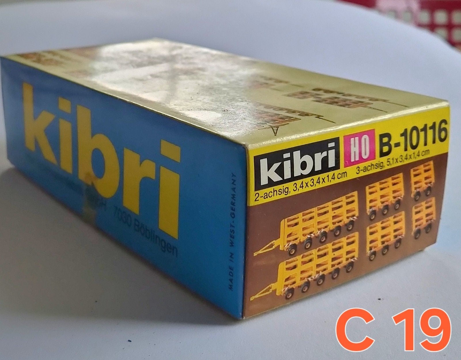 Kibri HO B-10116: Set van 4 aanhangers (2-assig en 3-assig), Overige merken, Gebruikt, Gelijkstroom of Wisselstroom, Overige typen