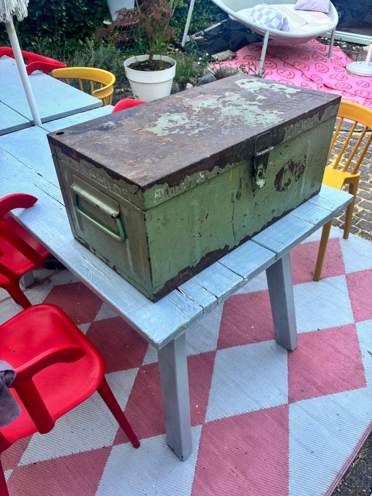 Vintage stalen metalen kist, retro leger legerkist patina, Ophalen, Landmacht, Nederland