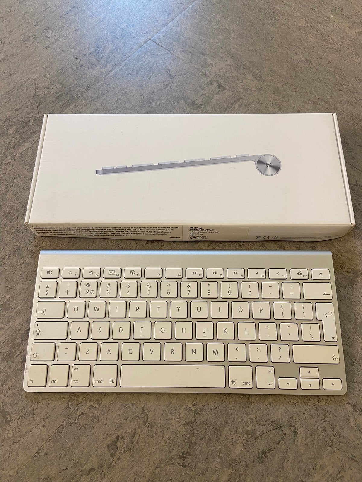 Apple Wireles Keyboard, Computers en Software, Toetsenborden, Ophalen of Verzenden, Qwerty, Draadloos