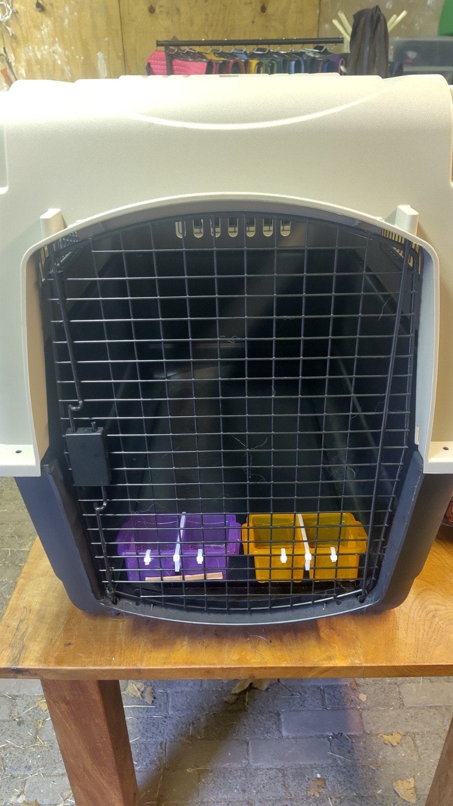 Transportbox / bench hond, ook voor vliegtuig., Ophalen, Zo goed als nieuw