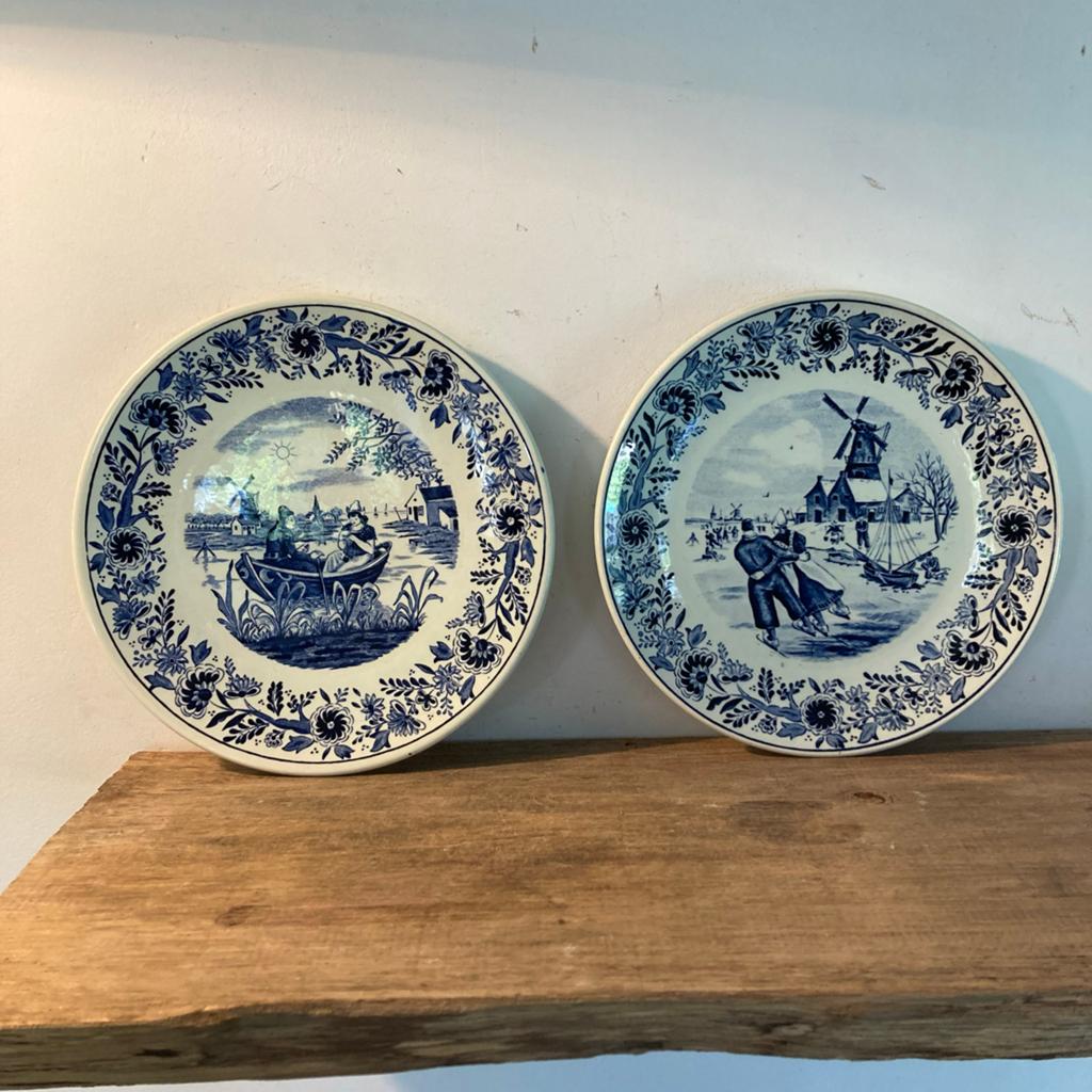 twee prachtige delfts blauwe borden van royal boch, Ophalen of Verzenden
