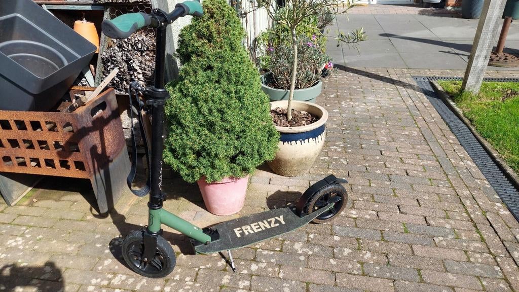 Frenzy step, Ophalen, Zo goed als nieuw, Gewone step