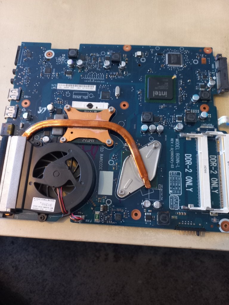 Samsung laptop R519 moederbord  processor + koeling ongetest, Ophalen, Gebruikt, Intel, DDR2
