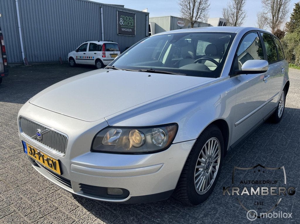 Volvo V50 2.4 Automaat | Nieuwe apk, Auto's, Gebruikt, 700 kg, Traction-control, 2435 cc