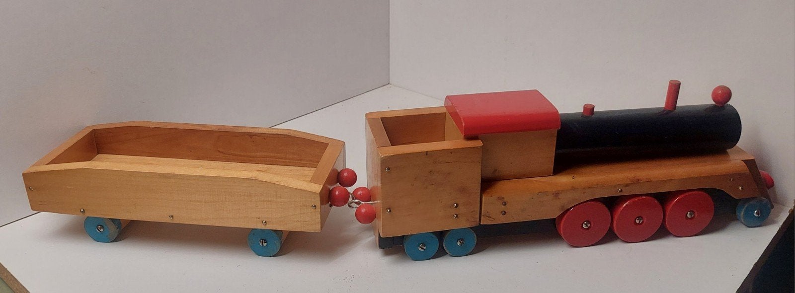 locomotief met wagon, hout made in USSR 1970, Ophalen of Verzenden