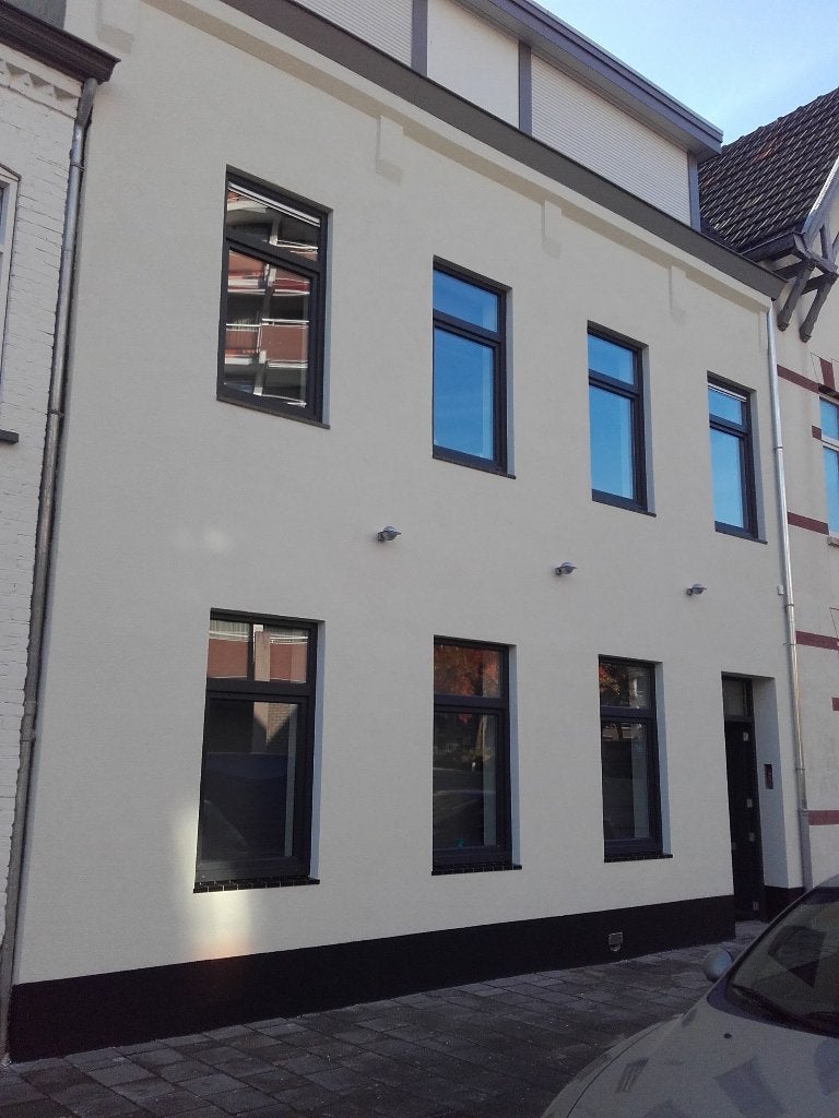 Kamer te Huur Heerlen-C Eigen badkamer en extra Slaapkamer, 20 tot 35 m², Heerlen