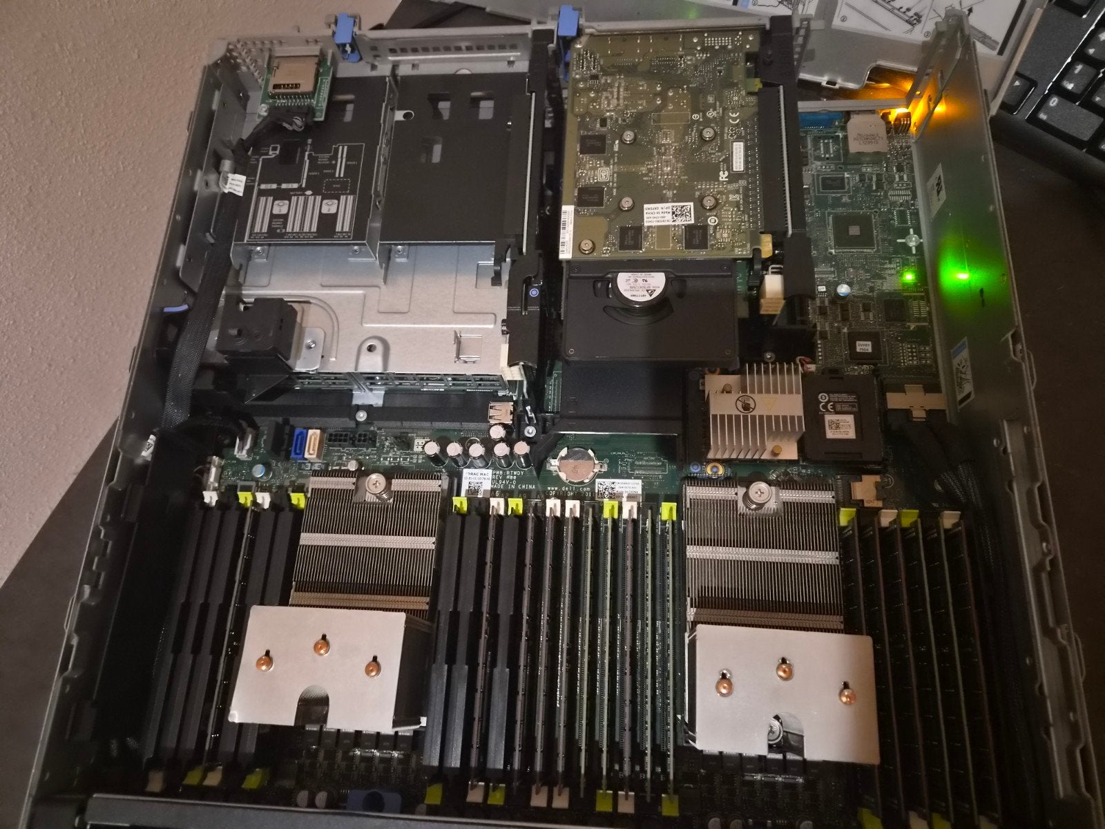 Dell PowerEdge R720XD Server - 2x 2.90GHz CPU, 160GB RAM, Ophalen, Gebruikt, 2 tot 3 Ghz, 128 GB