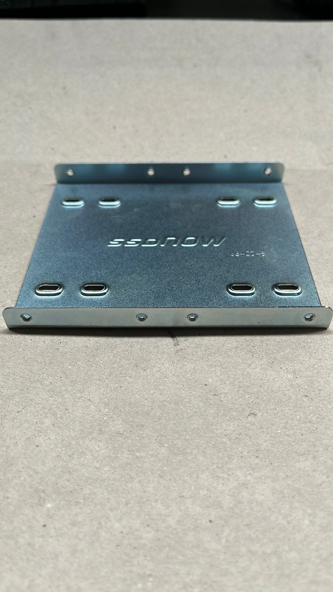 partij 50 stuks SSDNOW bracket 2.5" 3.5" Bay SATA SSD HDD, Computers en Software, Intern, Onbekend, Ophalen of Verzenden, Zo goed als nieuw