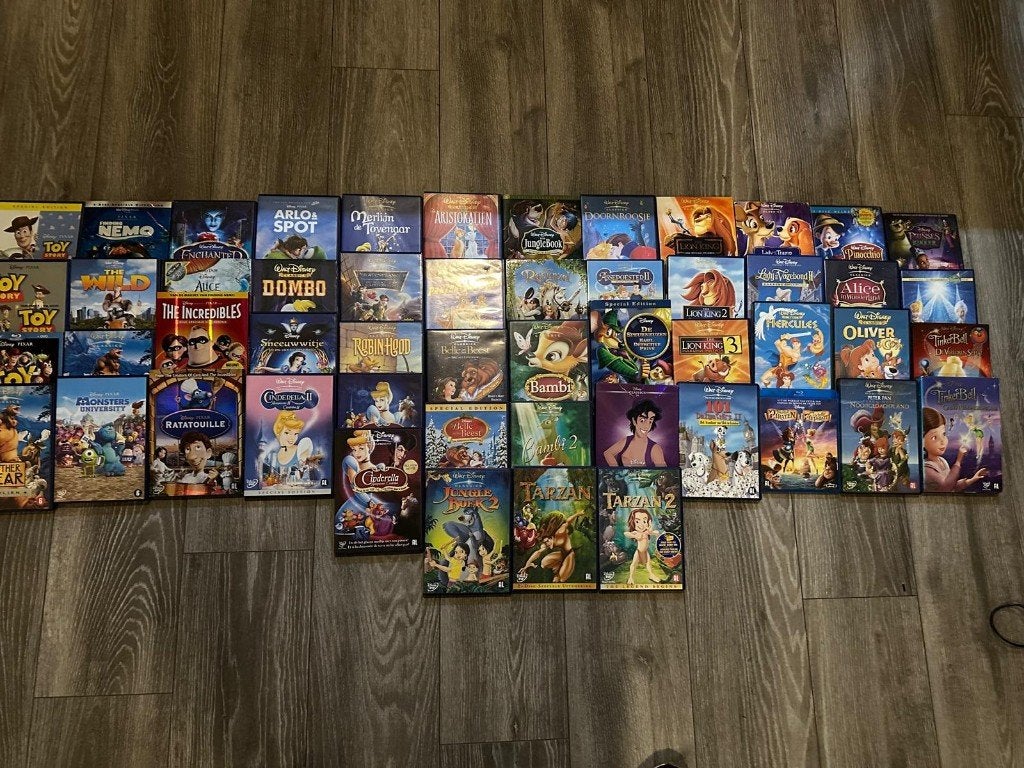 Aangeboden complete verzameling Disney tekenfilms !!, Cd's en Dvd's, Dvd's | Tekenfilms en Animatie, Ophalen, Bonusmateriaal, Gebruikt