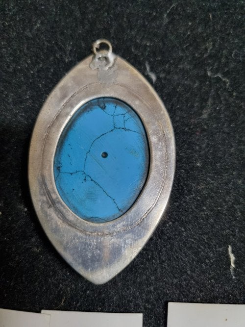 -	S296 kettinghanger zilverkleurig met turquoise steen, Ophalen of Verzenden, 'T Olde Gre-j, Info@toldegrej.nl, Endepoelstraat 20f Didam