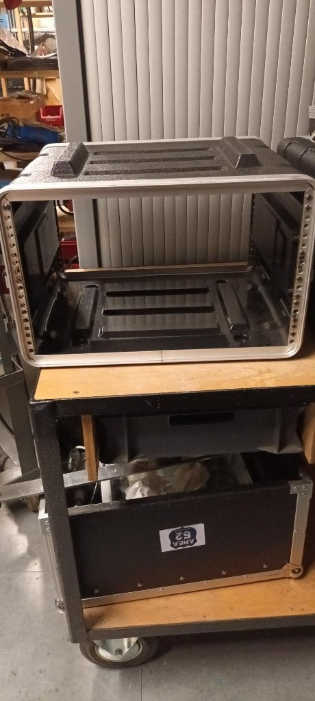 19" inch case, rack koffer 6 HE (7?), Muziek en Instrumenten, Behuizingen en Koffers, Ophalen, Gebruikt, Overige instrumenten