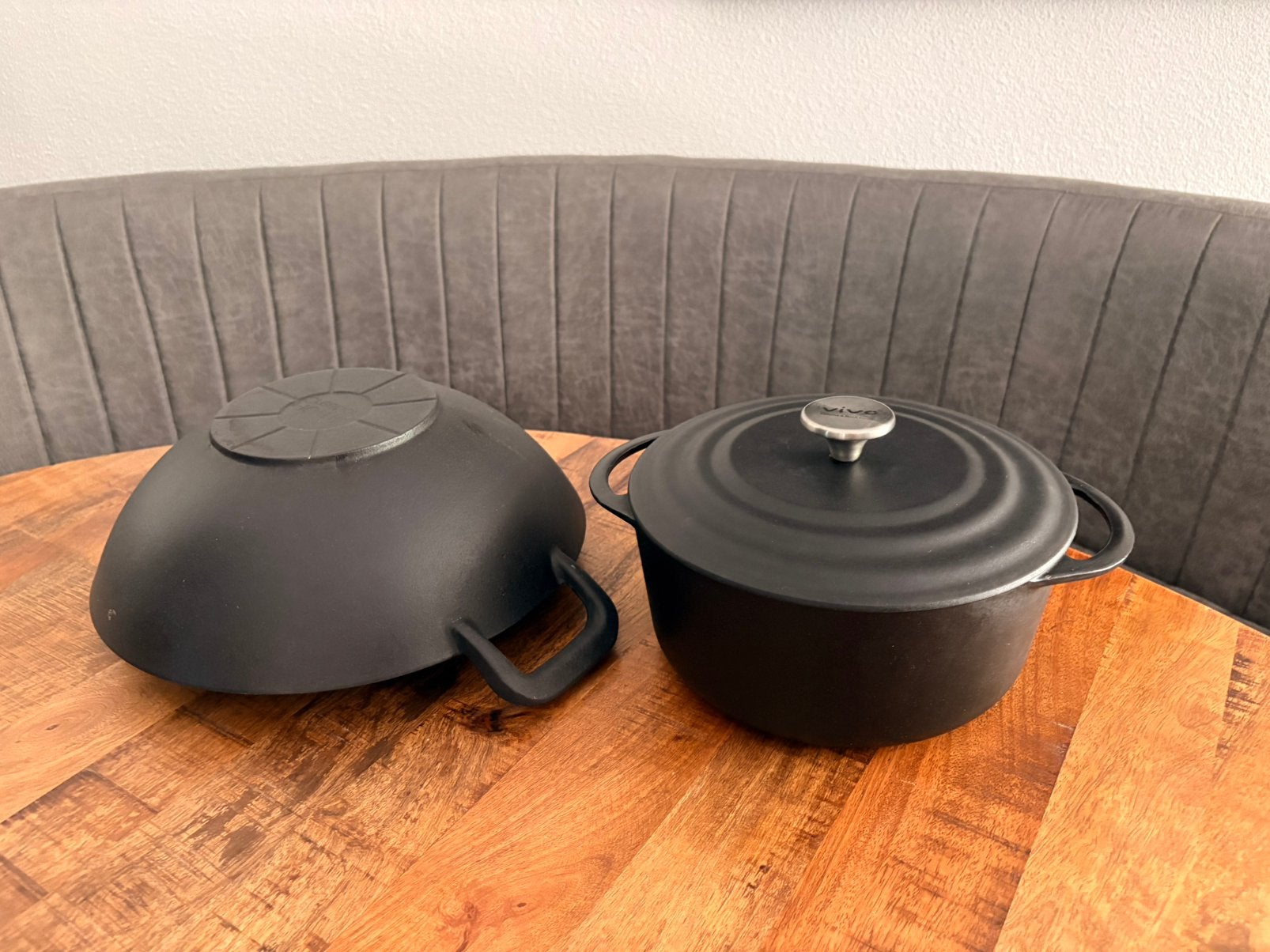Gietijzeren Wok (33cm) en Braadpan (26cm) - Vivo & Home Crea, Ophalen, Gebruikt, Overige merken, Braadpan
